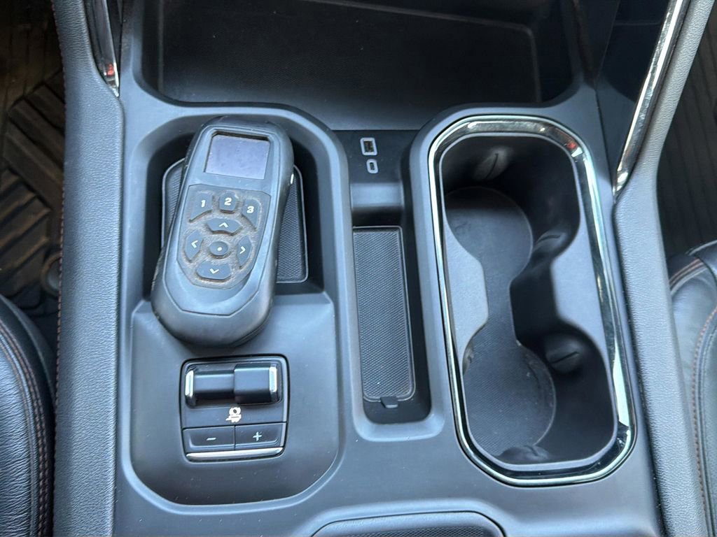 Used 2024 GMC Sierra 2500 AT4 w/ AT4 Premium Plus Package AWD/4WD image 30