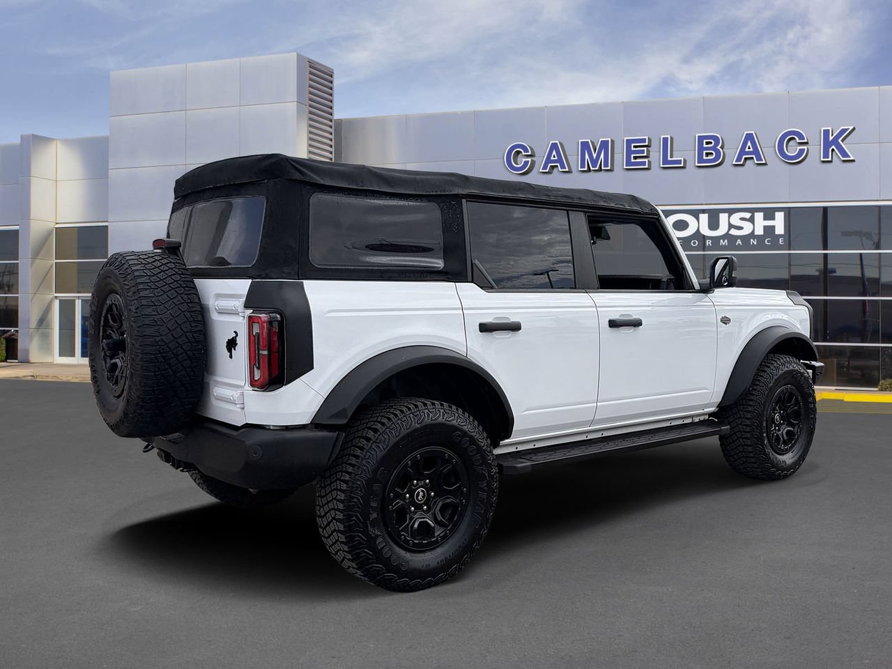 Certified 2022 Ford Bronco Wildtrak AWD/4WD image 6