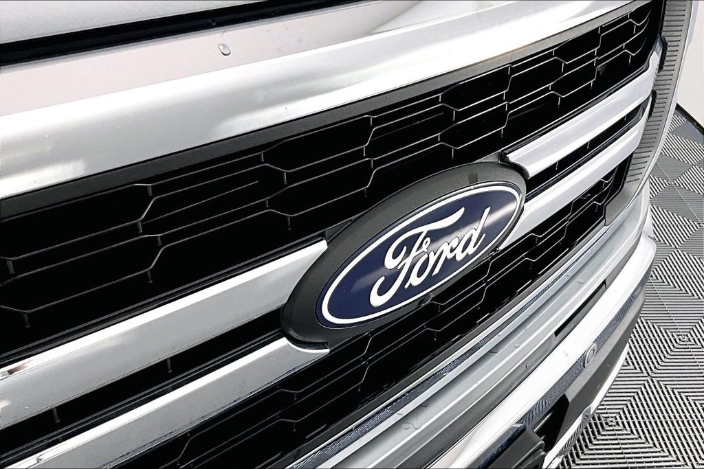 Certified 2025 Ford F150 Lariat w/ FX4 Off-Road Package AWD/4WD image 30