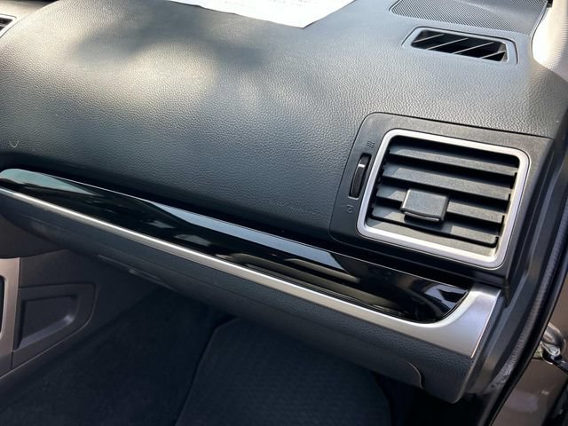 Used 2018 Subaru Forester 2.5i Touring AWD/4WD image 29