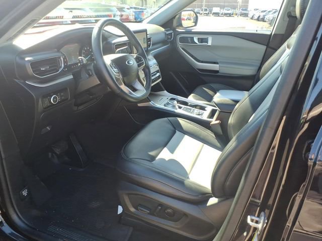 Certified 2024 Ford Explorer XLT w/ Equipment Group 202A image 18