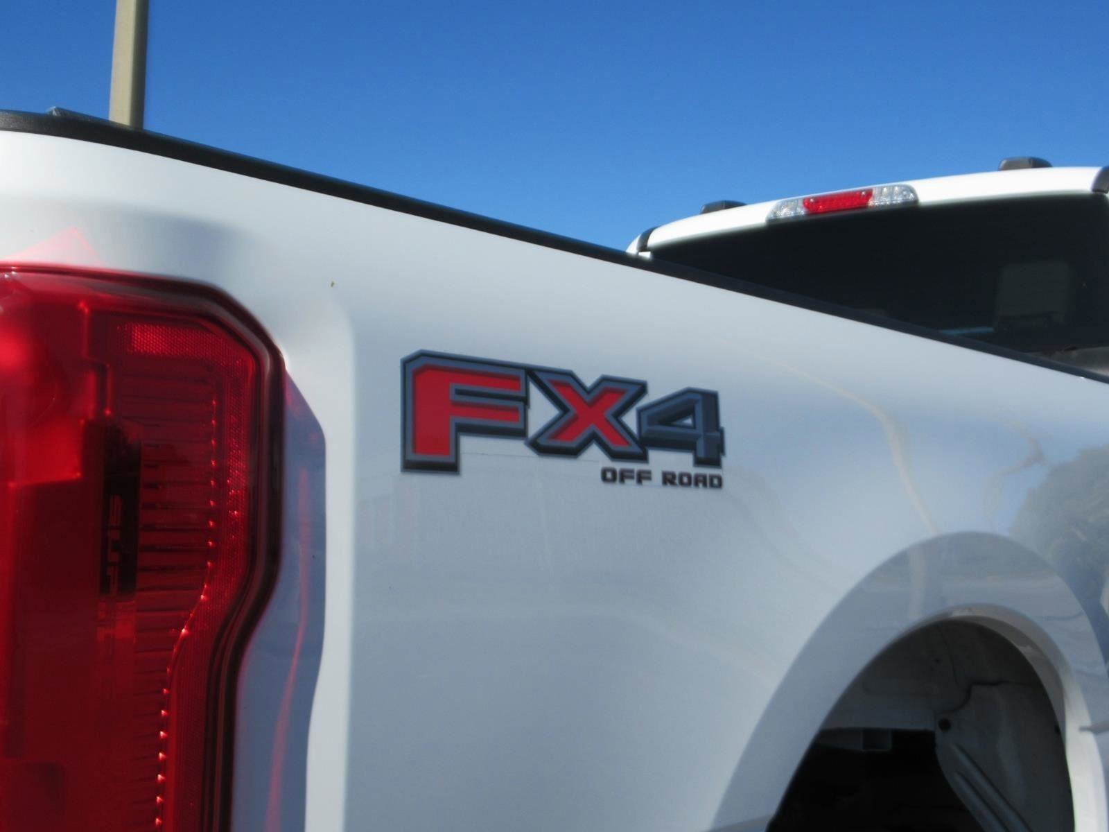 Certified 2023 Ford F350 XLT image 9