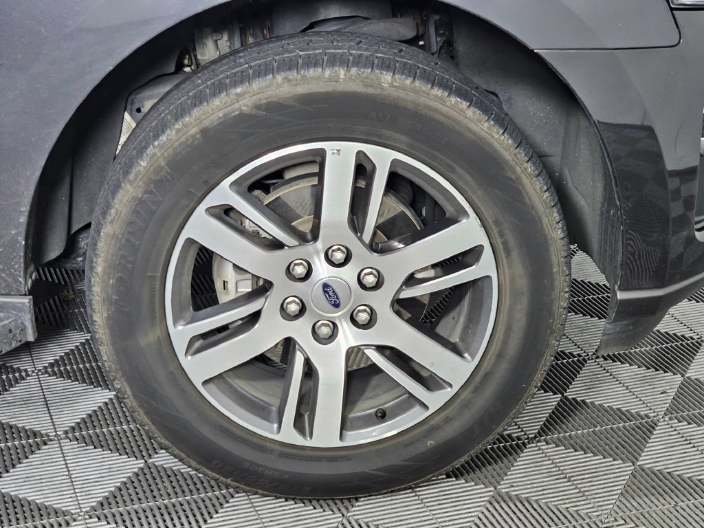 Certified 2024 Ford Expedition Limited AWD/4WD image 9