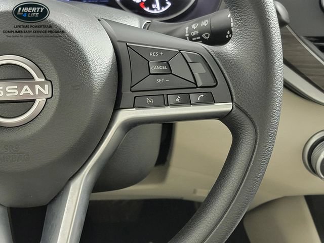 Used 2025 Nissan Altima 2.5 SV AWD/4WD image 30