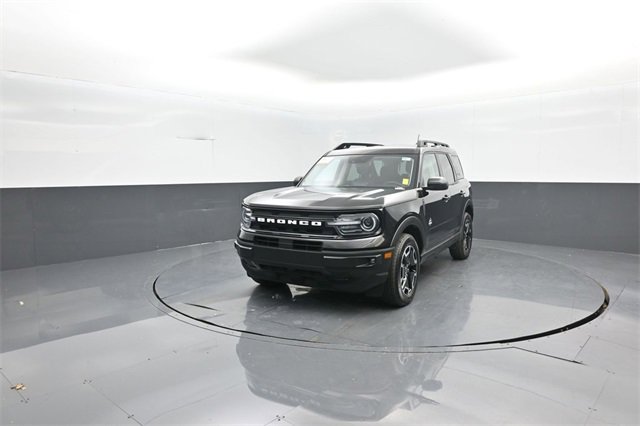 Certified 2022 Ford Bronco Sport Outer Banks w/ Tech Package image 3