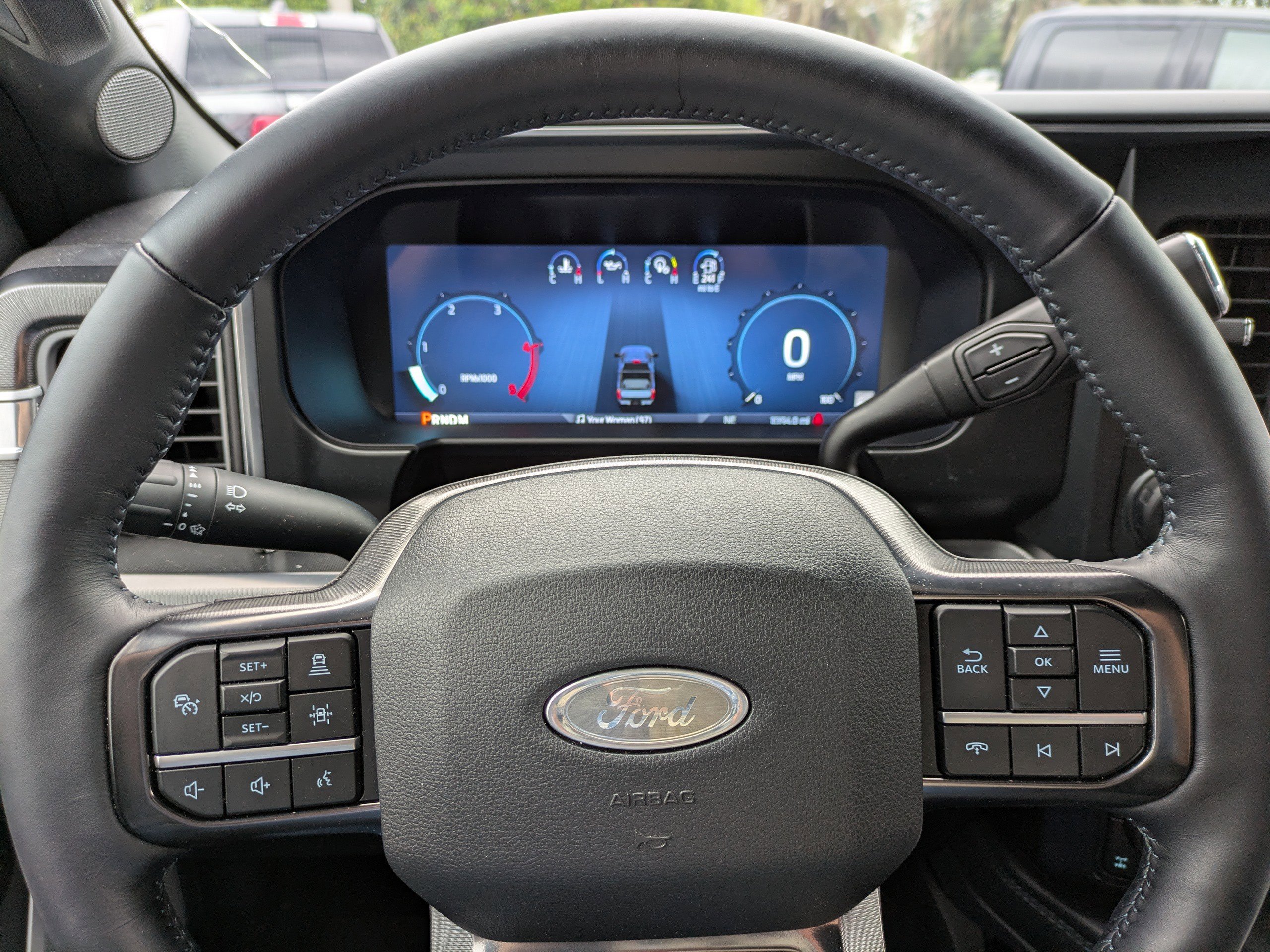 Certified 2025 Ford F250 Platinum AWD/4WD image 31