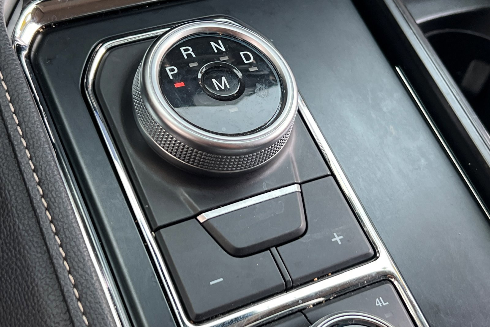 Certified 2024 Ford Expedition XLT image 25