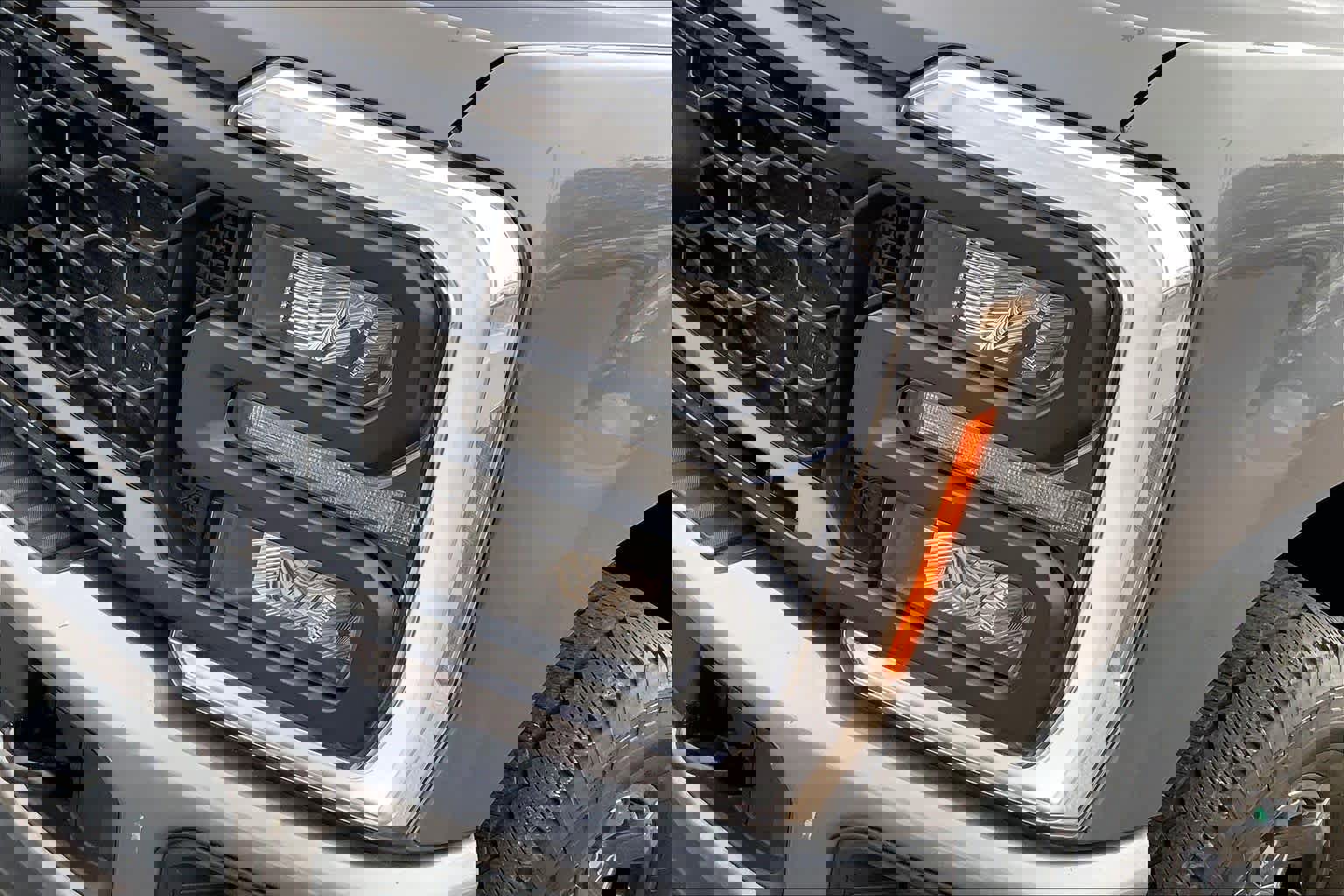 Certified 2023 Ford F250 Lariat w/ Sport Appearance Package image 27