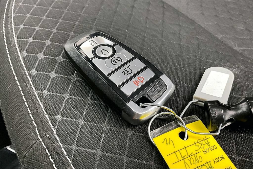 Certified 2023 Ford Escape Active AWD/4WD image 11