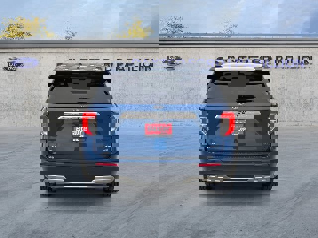 Certified 2023 Ford Explorer XLT w/ Equipment Group 202A image 3