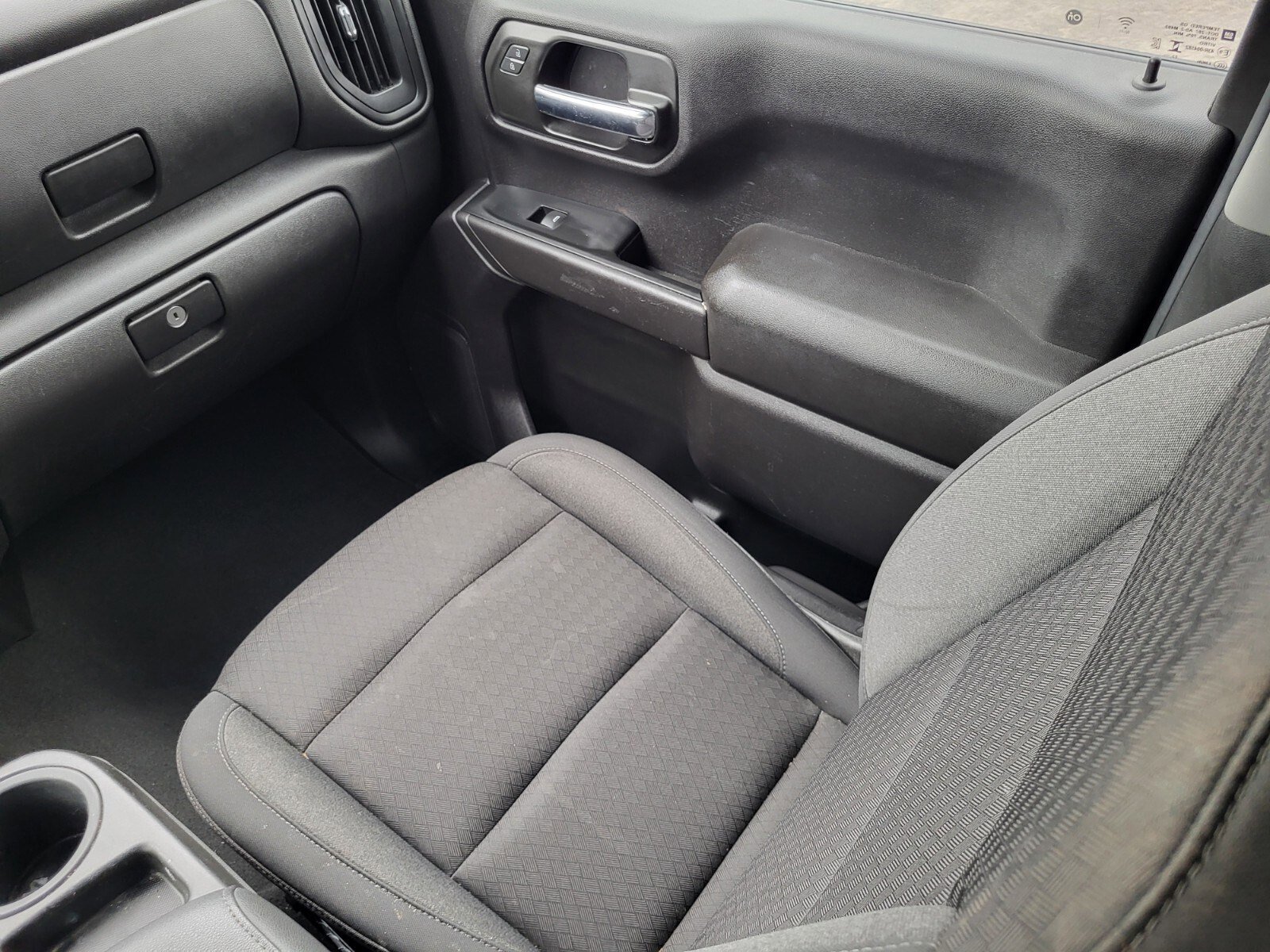 Used 2024 Chevrolet Silverado 1500 Custom image 16