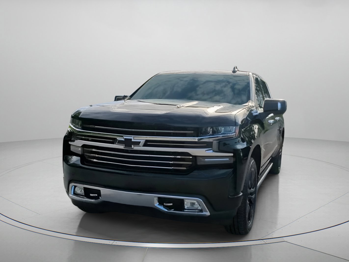Used 2019 Chevrolet Silverado 1500 High Country w/ Technology Package image 2