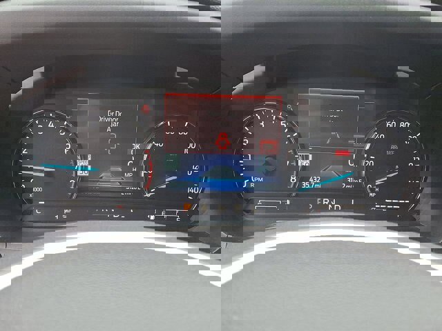 Certified 2022 Ford Explorer XLT w/ Equipment Group 202A image 17