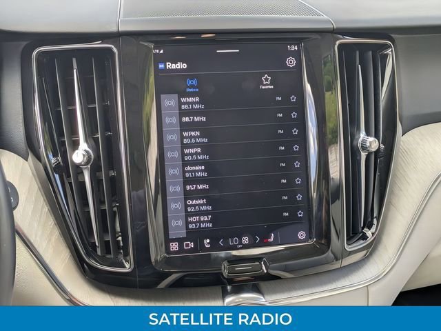 Used 2023 Volvo XC60 B5 Plus w/ Climate Package image 22