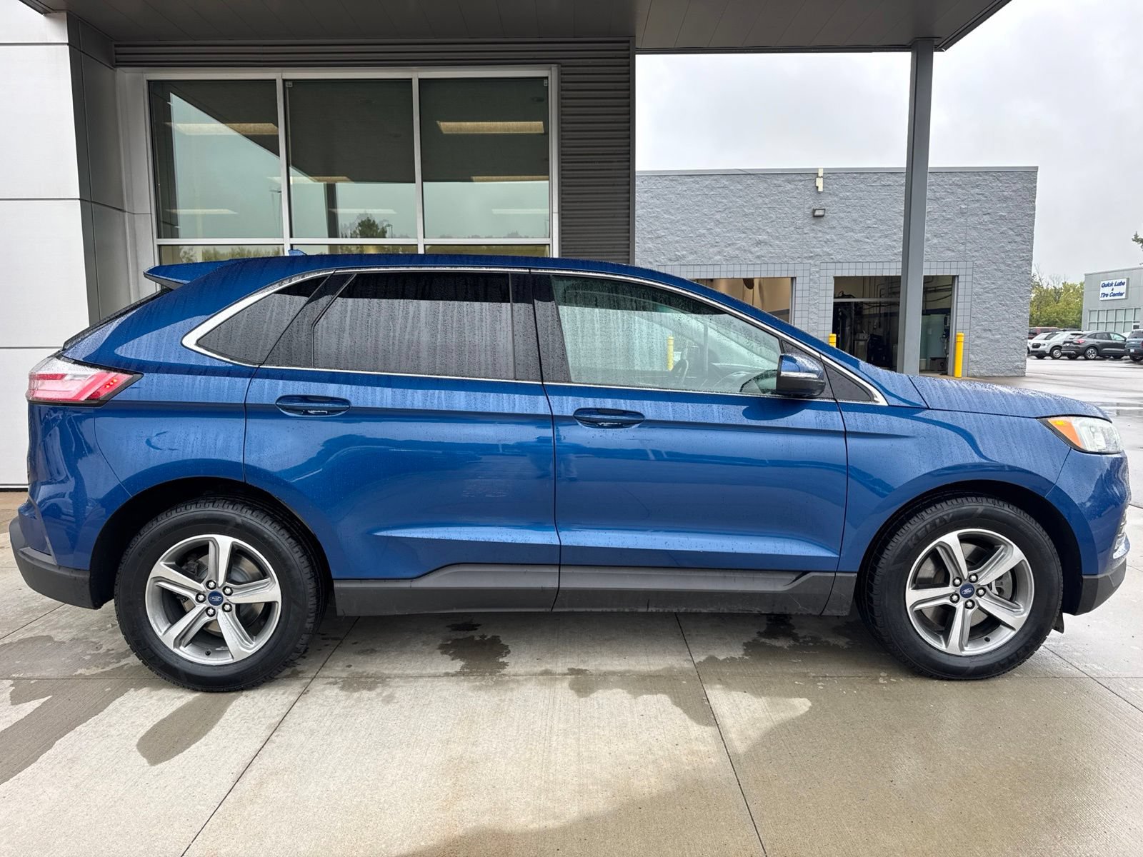 Certified 2020 Ford Edge SEL w/ Convenience Package AWD/4WD image 9