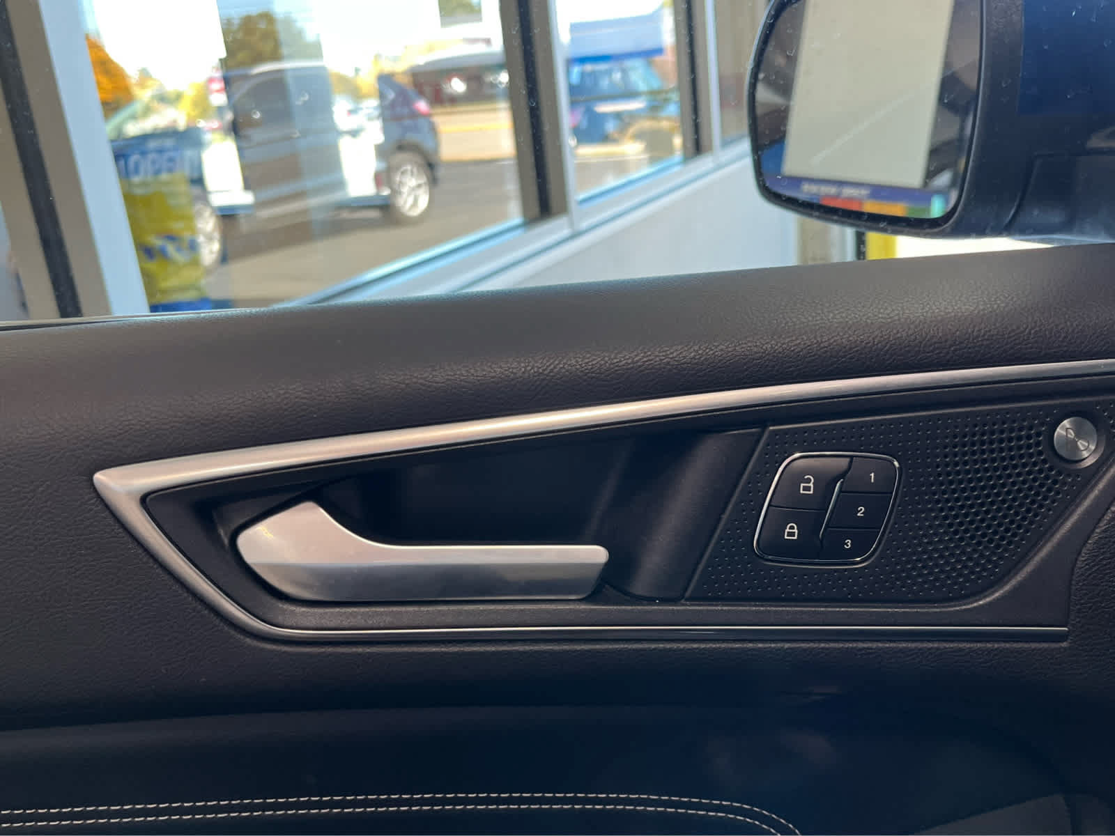 Certified 2022 Ford Edge Titanium AWD/4WD image 19