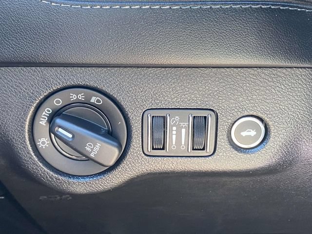 Used 2020 Dodge Charger Scat Pack w/ Plus Group RWD image 19