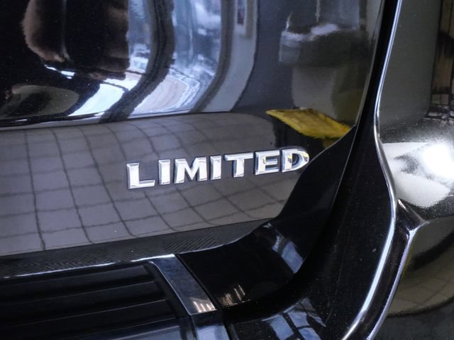 Used 2018 Jeep Grand Cherokee Limited w/ Trailer Tow Group IV AWD/4WD image 8