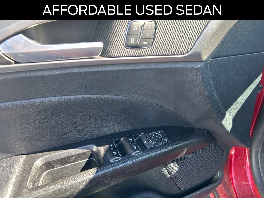 Certified 2020 Ford Fusion SEL FWD image 13