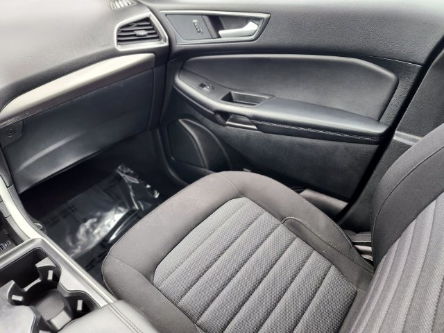 Certified 2024 Ford Edge SE w/ Black Appearance Package AWD/4WD image 15
