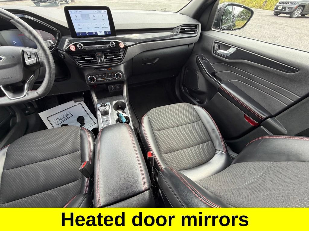 Certified 2025 Ford Escape ST-Line Select AWD/4WD image 12