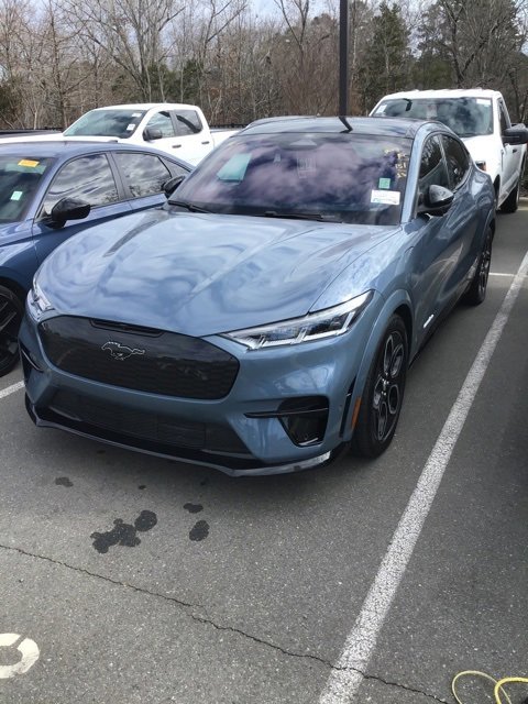 Certified 2023 Ford Mustang Mach-E GT image 1