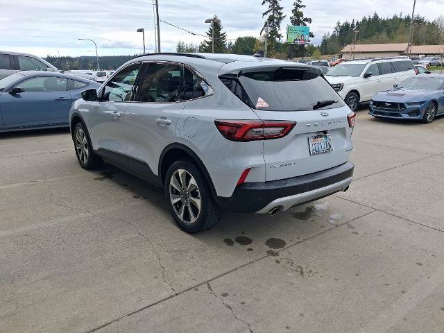 Certified 2025 Ford Escape Platinum AWD/4WD image 5