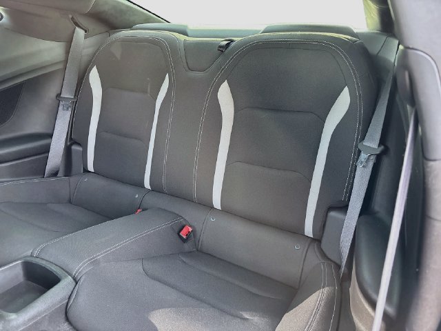 Used 2020 Chevrolet Camaro LT RWD image 22