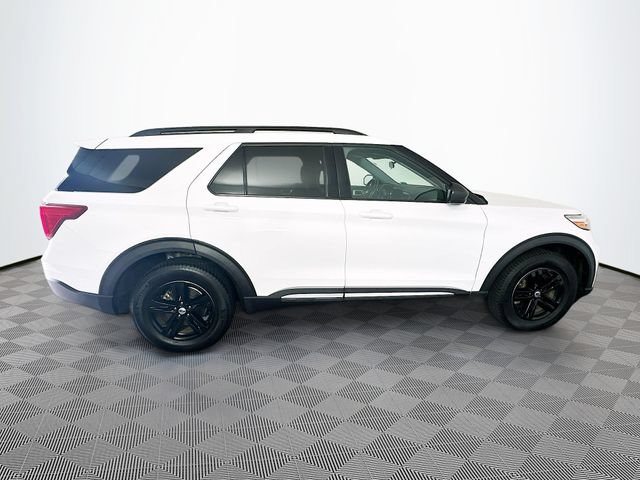 Certified 2020 Ford Explorer XLT w/ Equipment Group 202A AWD/4WD image 14