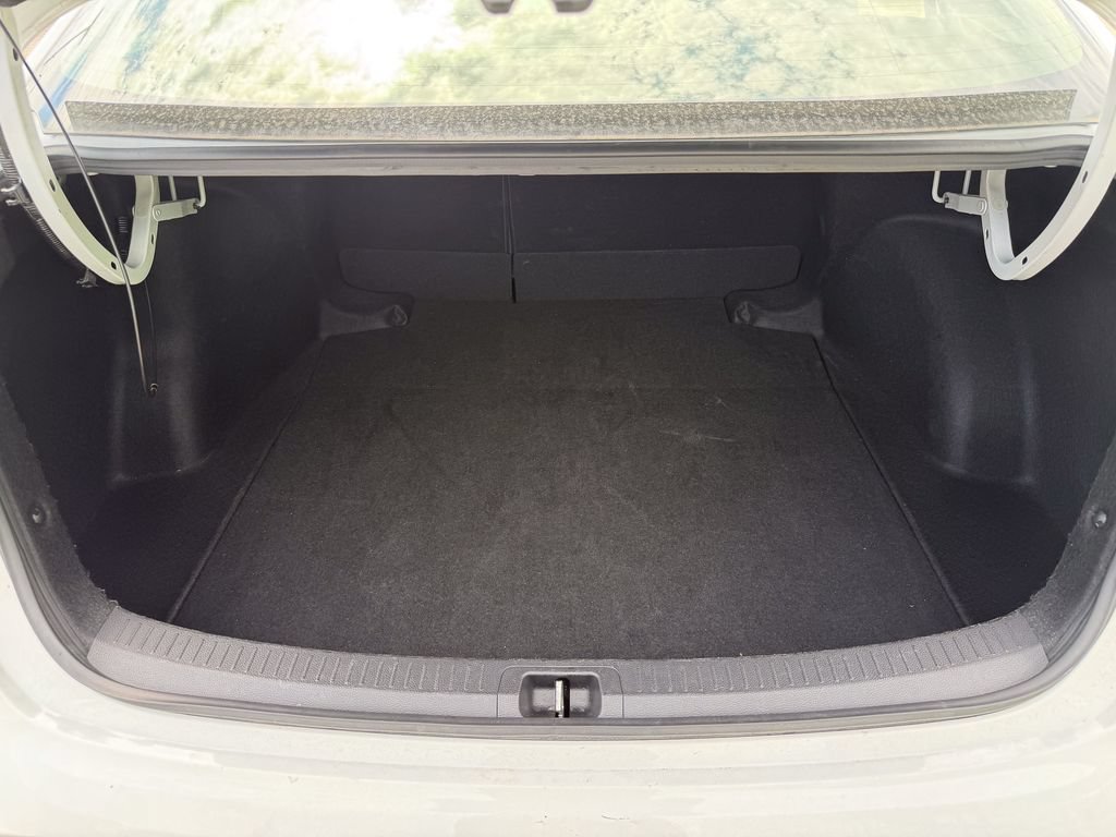 Used 2025 Toyota Corolla LE FWD image 14