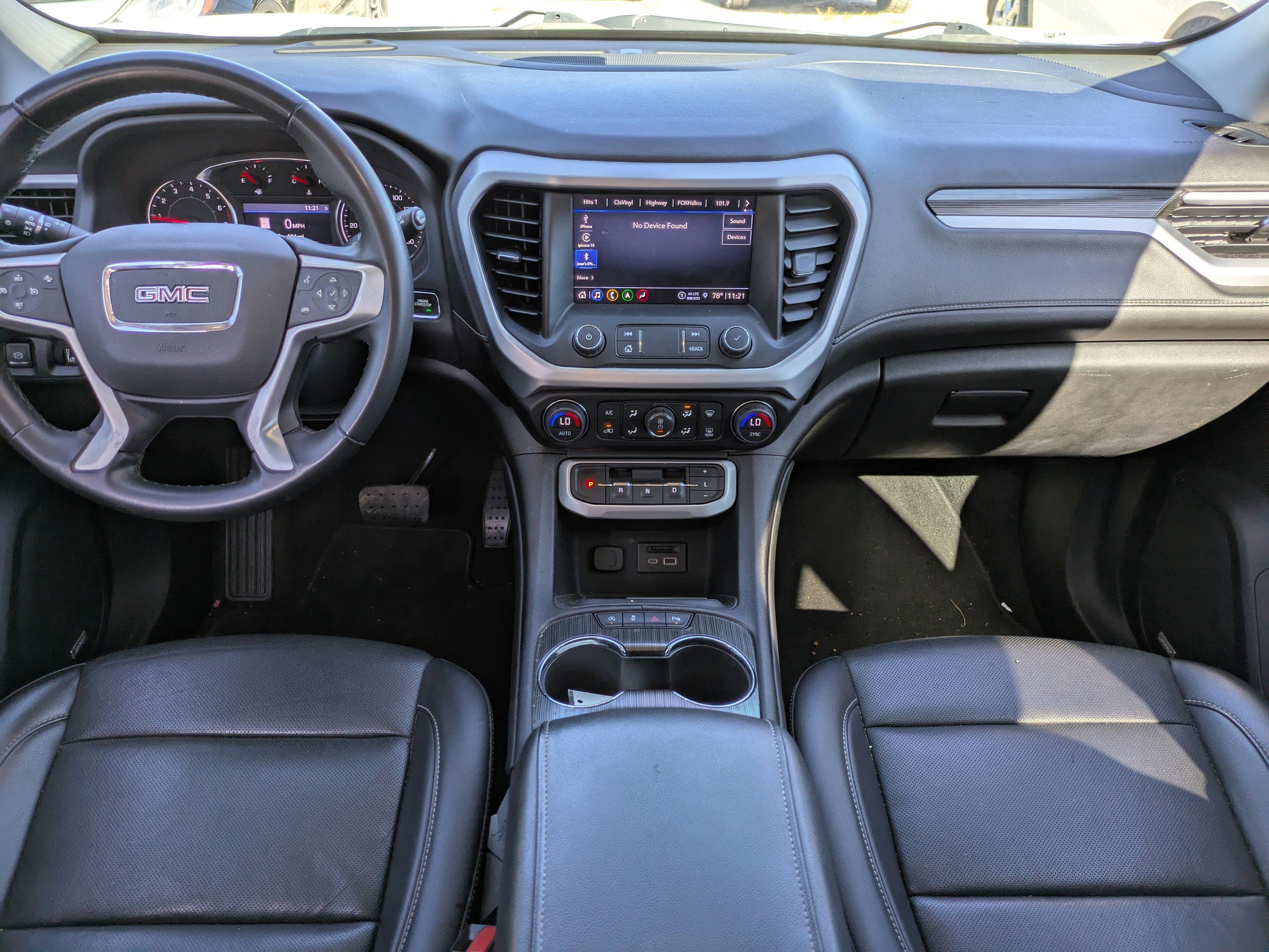 Used 2023 GMC Acadia SLT FWD image 14