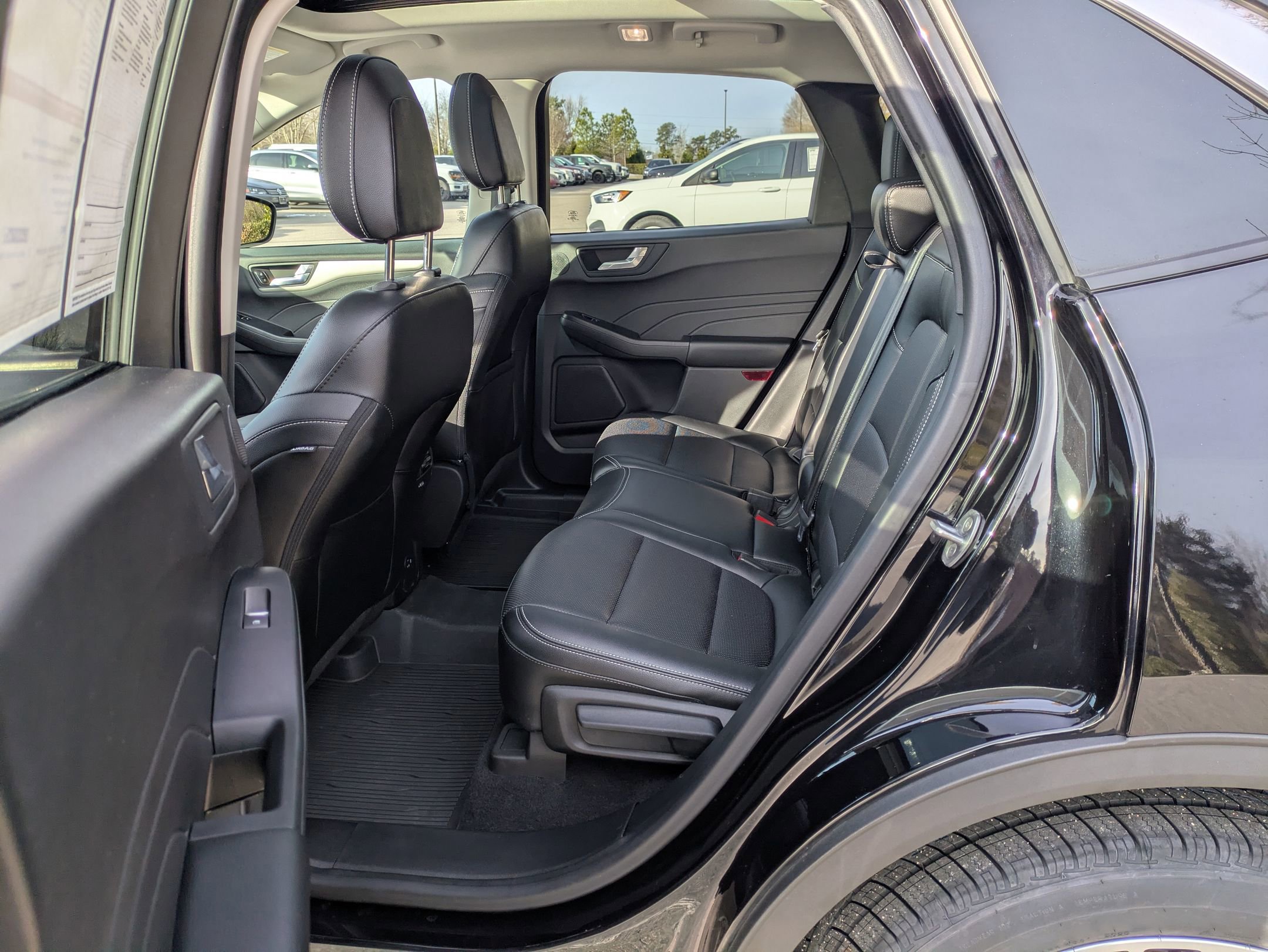 Certified 2022 Ford Escape SEL w/ Technology Package image 31