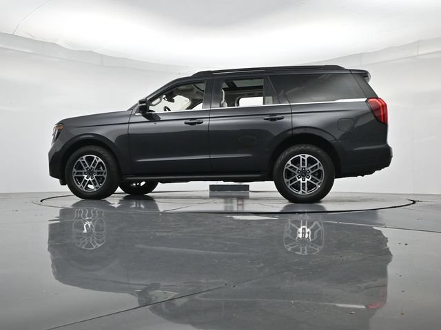 Certified 2025 Ford Expedition Active AWD/4WD image 45