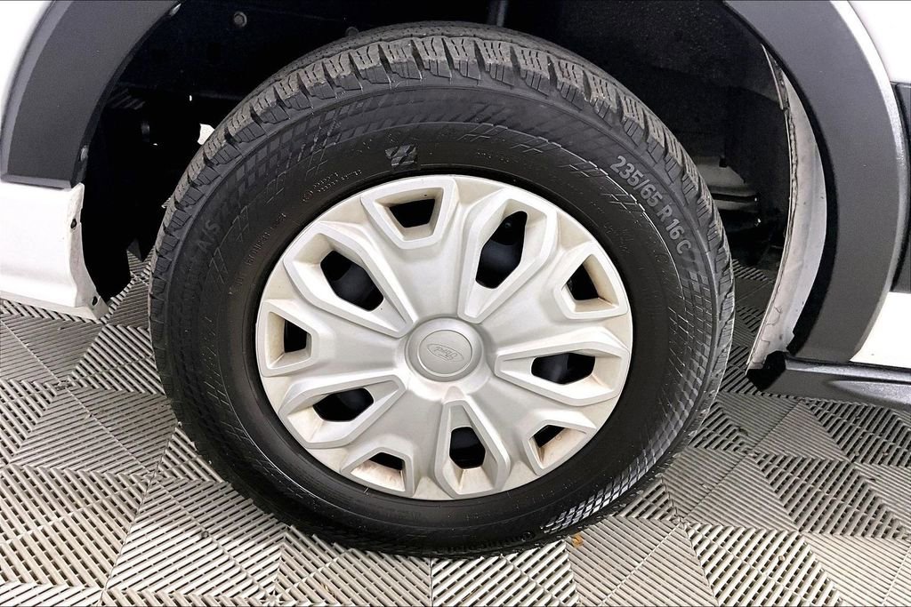 Certified 2024 Ford Transit 350 XLT RWD image 7