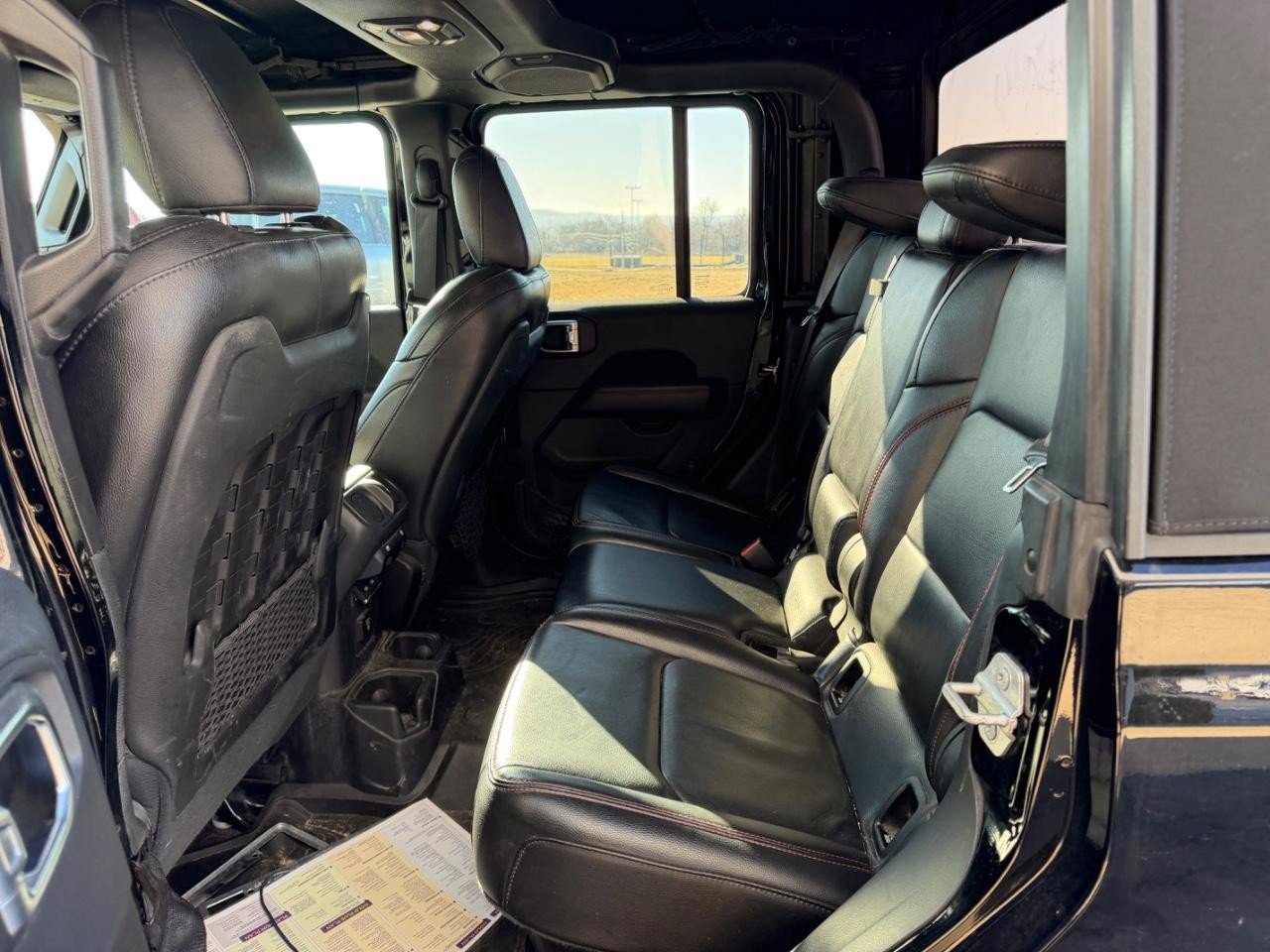 Used 2022 Jeep Gladiator Rubicon w/ Safety Group AWD/4WD image 9
