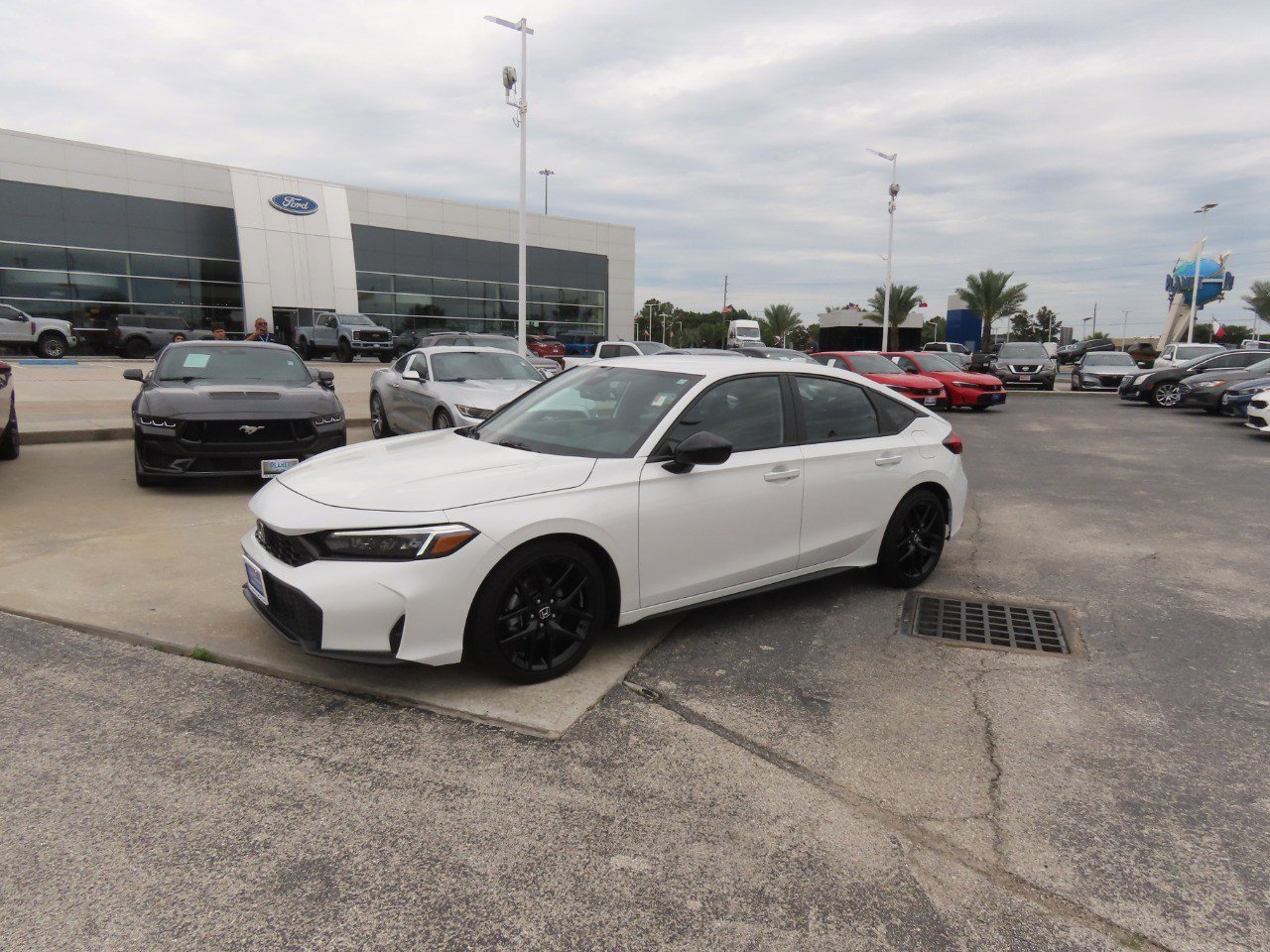 Used 2026 Honda Civic Sport image 2