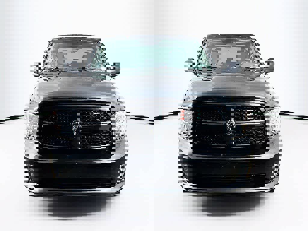 Used 2018 RAM 1500 Express w/ Express Value Package image 8