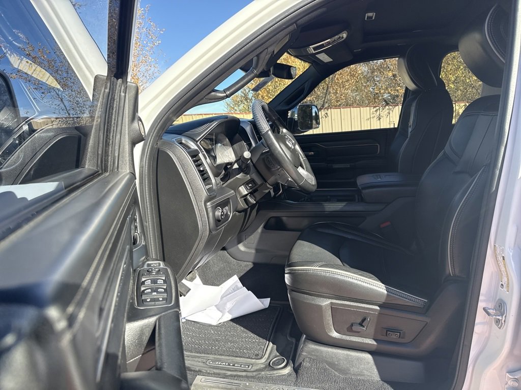 Used 2019 RAM 3500 Limited image 11