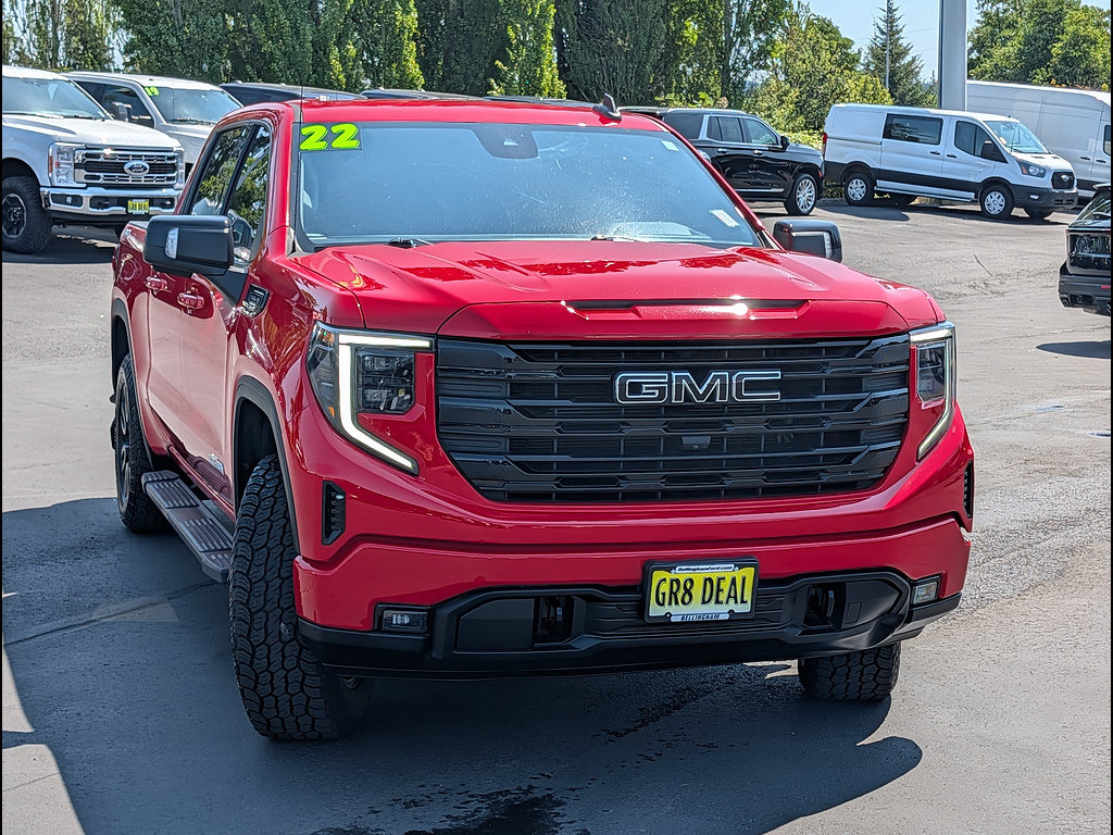 Used 2022 GMC Sierra 1500 Elevation w/ Elevation Premium Package AWD/4WD image 4
