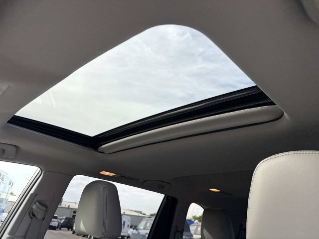 Used 2019 Toyota Highlander XLE FWD image 30