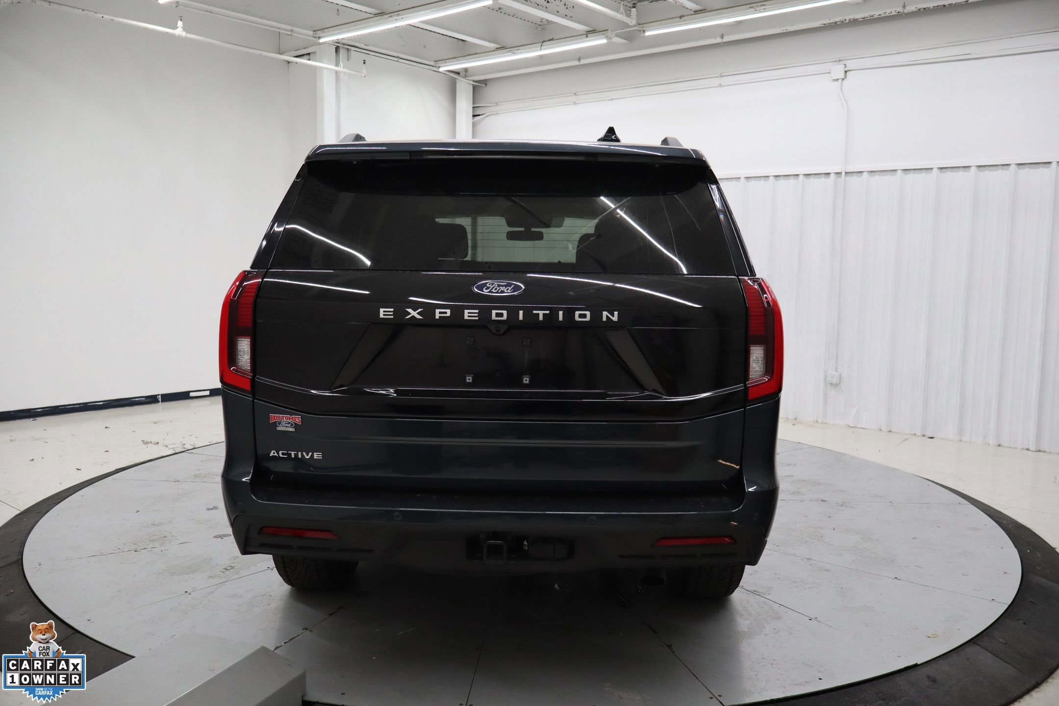 Certified 2025 Ford Expedition Active image 6