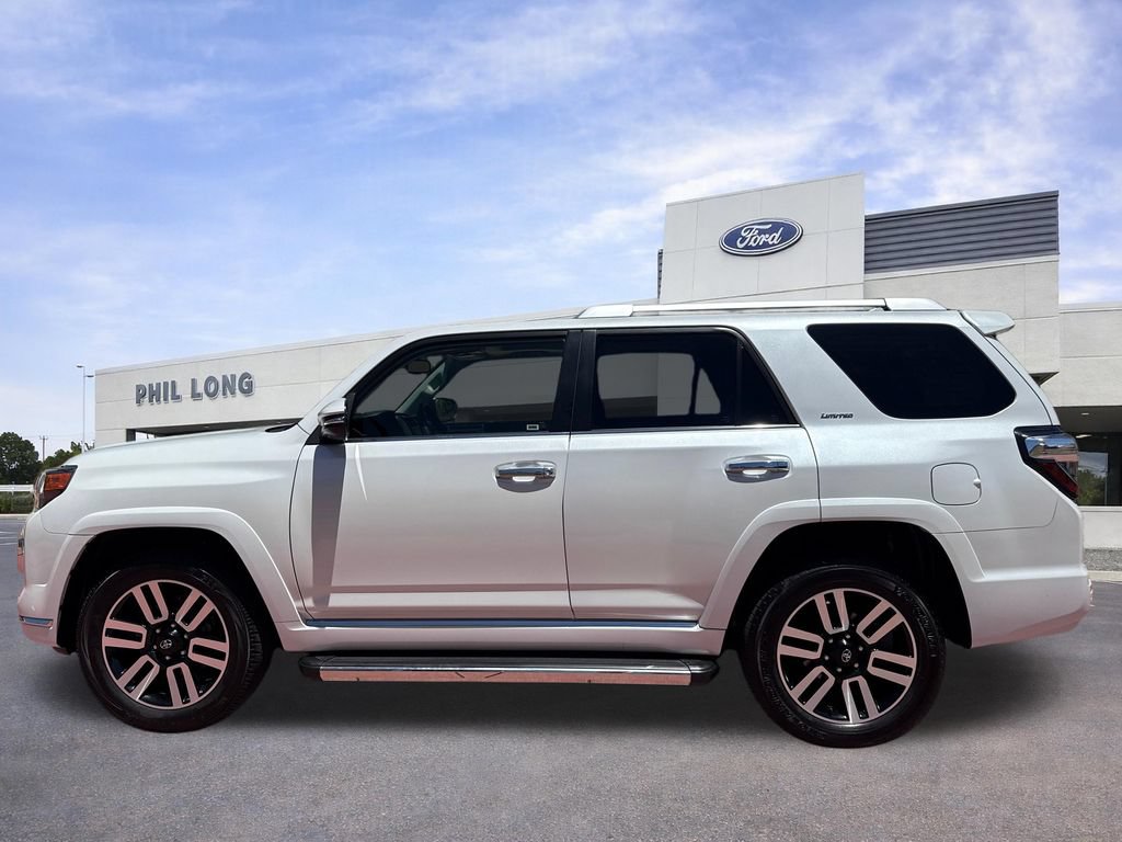 Used 2024 Toyota 4Runner Limited AWD/4WD image 5