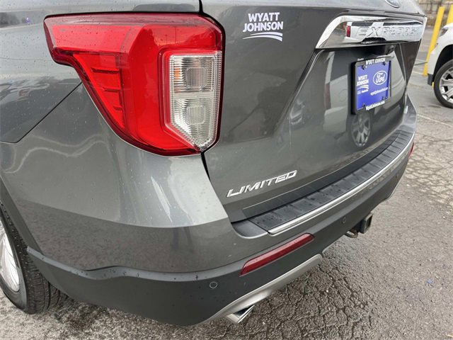 Certified 2022 Ford Explorer Limited w/ Equipment Group 301A image 10