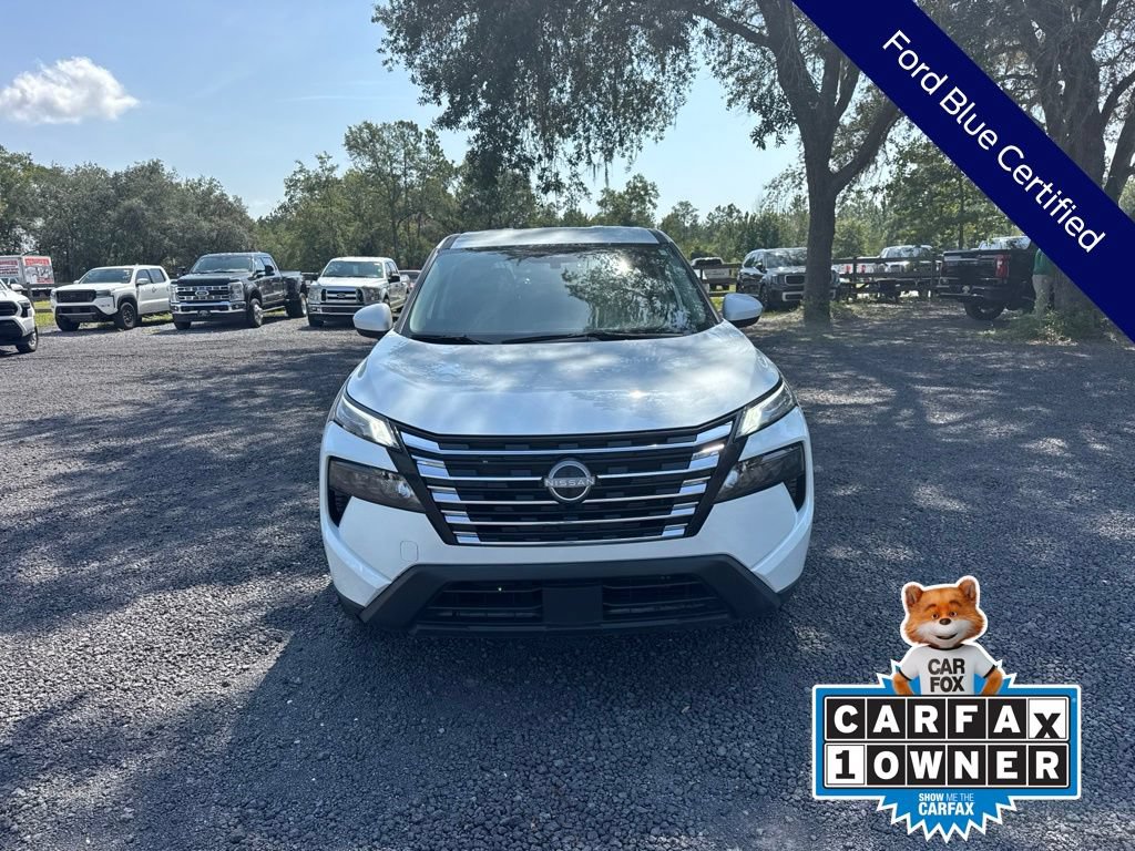 Used 2025 Nissan Rogue SV AWD/4WD image 11