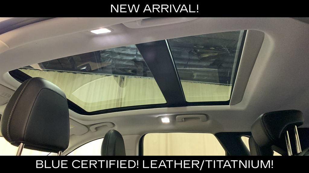 Certified 2022 Ford Escape Titanium w/ Titanium Elite Package AWD/4WD image 25