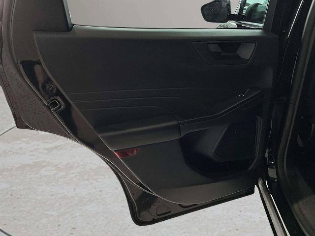 Certified 2024 Ford Escape Active FWD image 18
