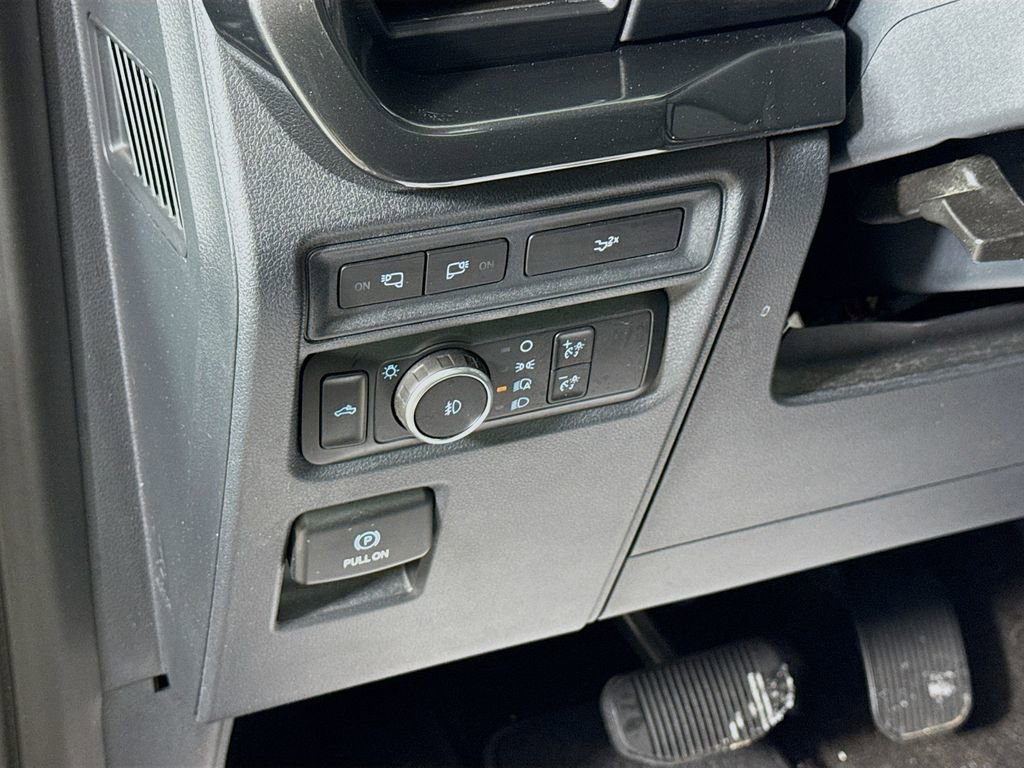 Certified 2022 Ford F150 XLT w/ Equipment Group 302A High image 14