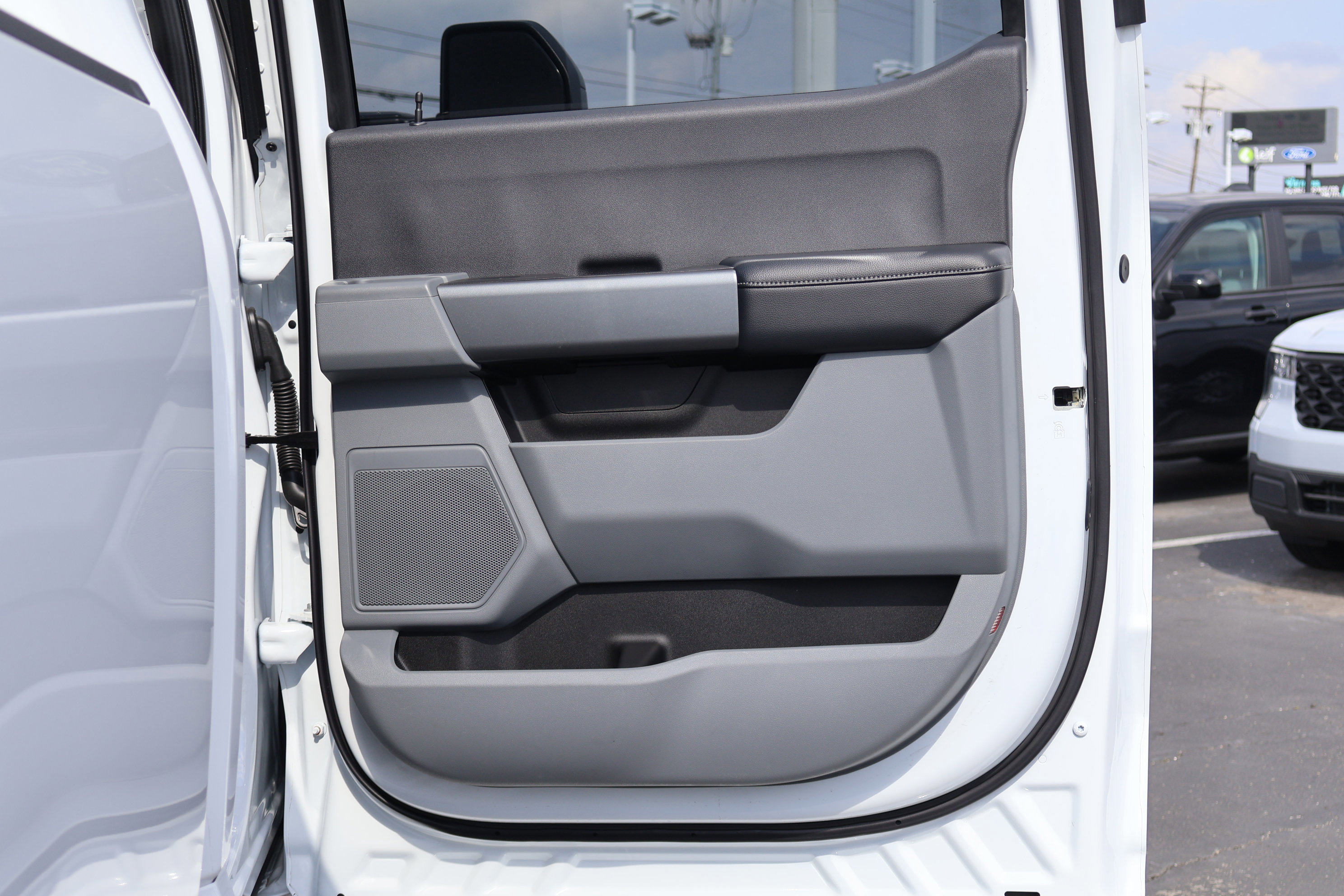 Certified 2025 Ford F250 XL w/ STX Appearance Package image 32