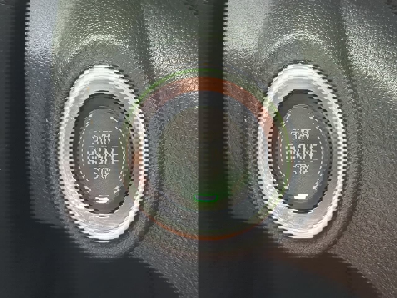 Used 2022 Chevrolet TrailBlazer RS image 28