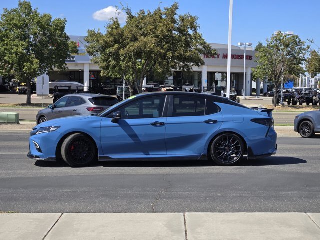 Used 2022 Toyota Camry TRD w/ TRD Package w/JBL Audio FWD image 7